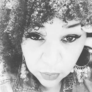 Meet your Posher, Sheneatha